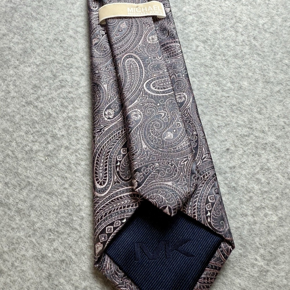 MICHAEL KORS‎ Lavender Pink Classic Paisley Silk Tie